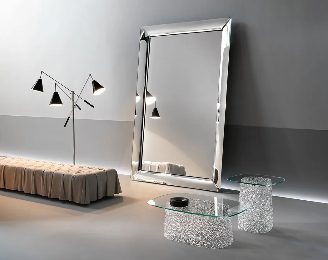 Caadre Mirror