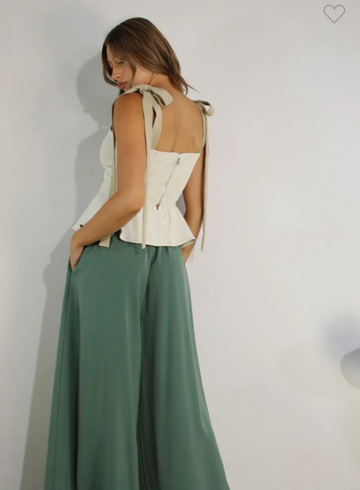 Chic Bow Top